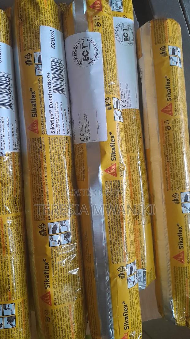 Sikaflex Construction (600ml)Grey - main view