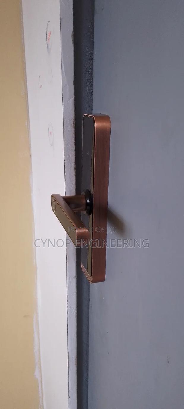 Mobile App Lock for Home Security - main view