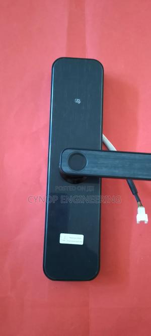 Mobile App Lock for Bank Access - thumbnail 2