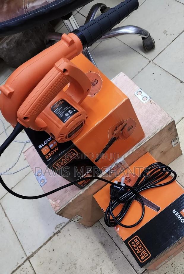 Black and Decker Blower With 530W ,Heavy Duty Motor