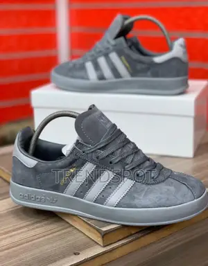 Original Quality Semi Cassual Adidas Gazelle
