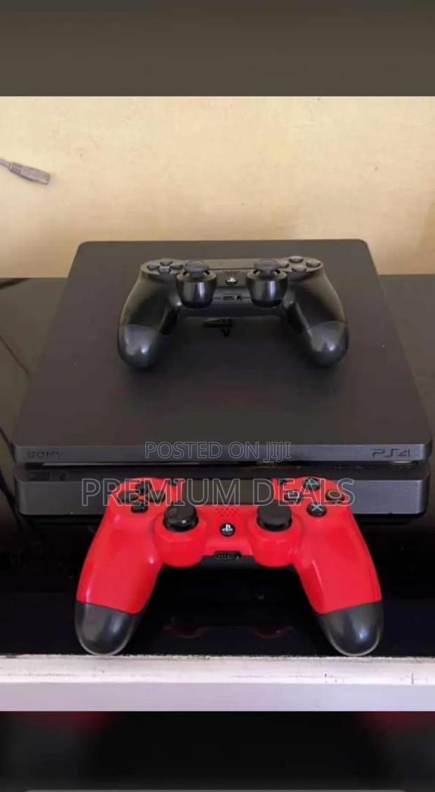 Chipped Ps4 Slim With 10games Plus Two Controllers.
