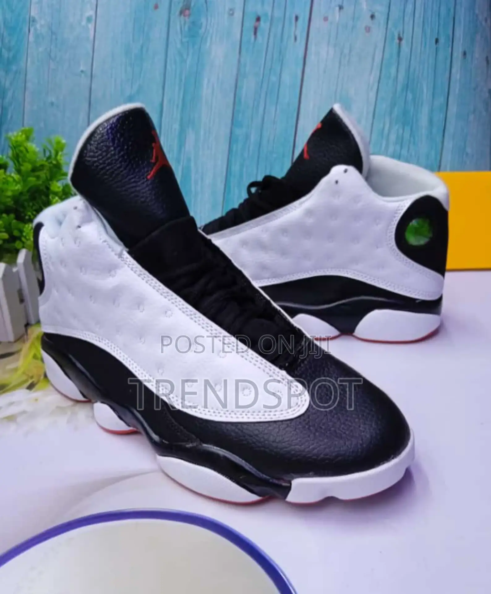 Jordan 13 Retro Sneakers
