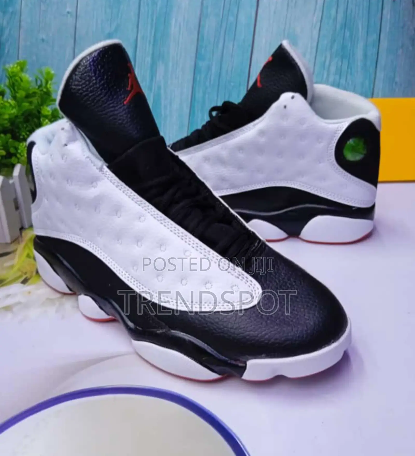 Jordan 13 Retro Sneakers
