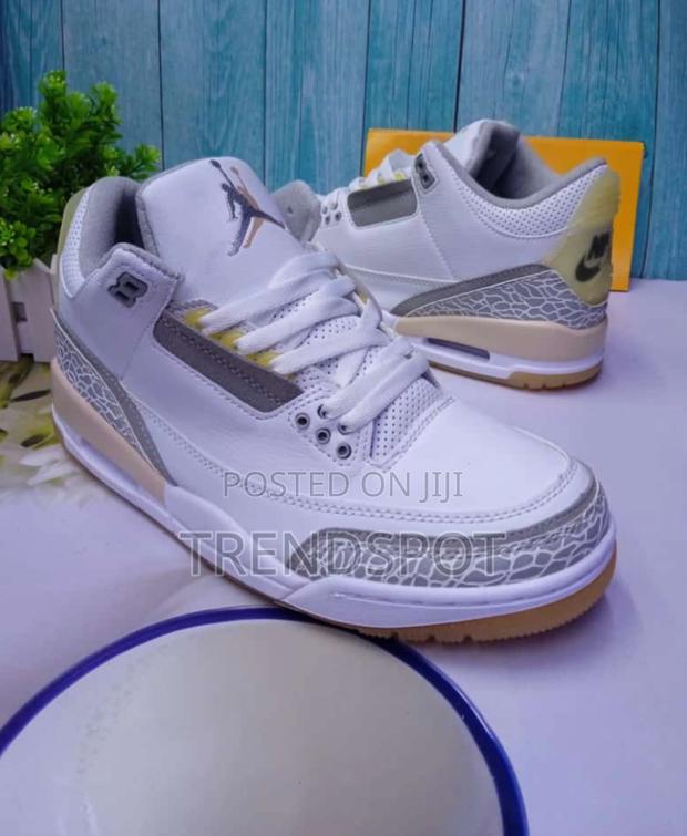 Designer Nike Air Jordan 3 Sneakers