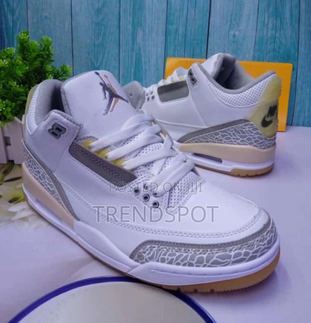 Designer Nike Air Jordan 3 Sneakers - thumbnail 2