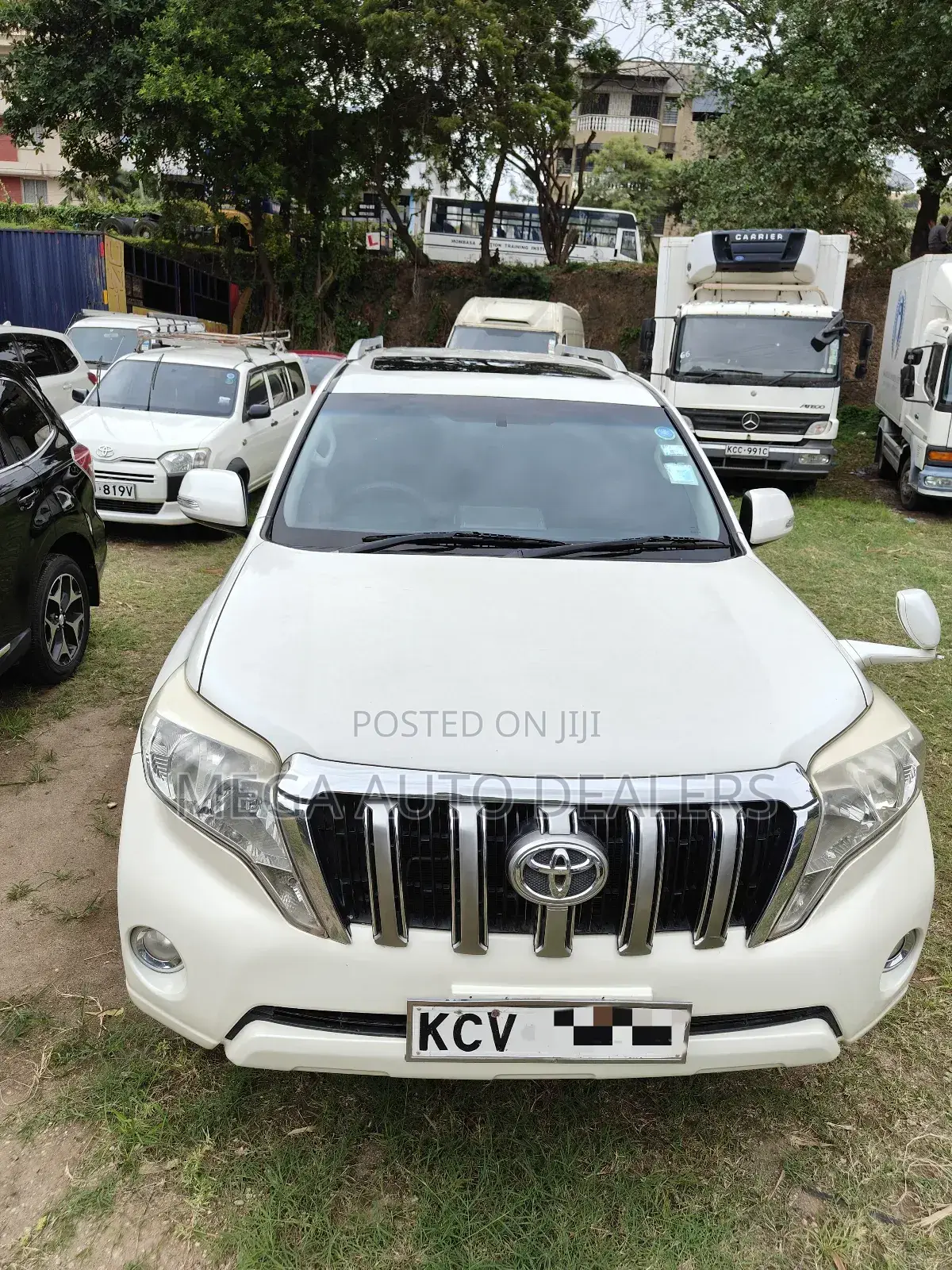 Toyota Land Cruiser Prado 2014 White