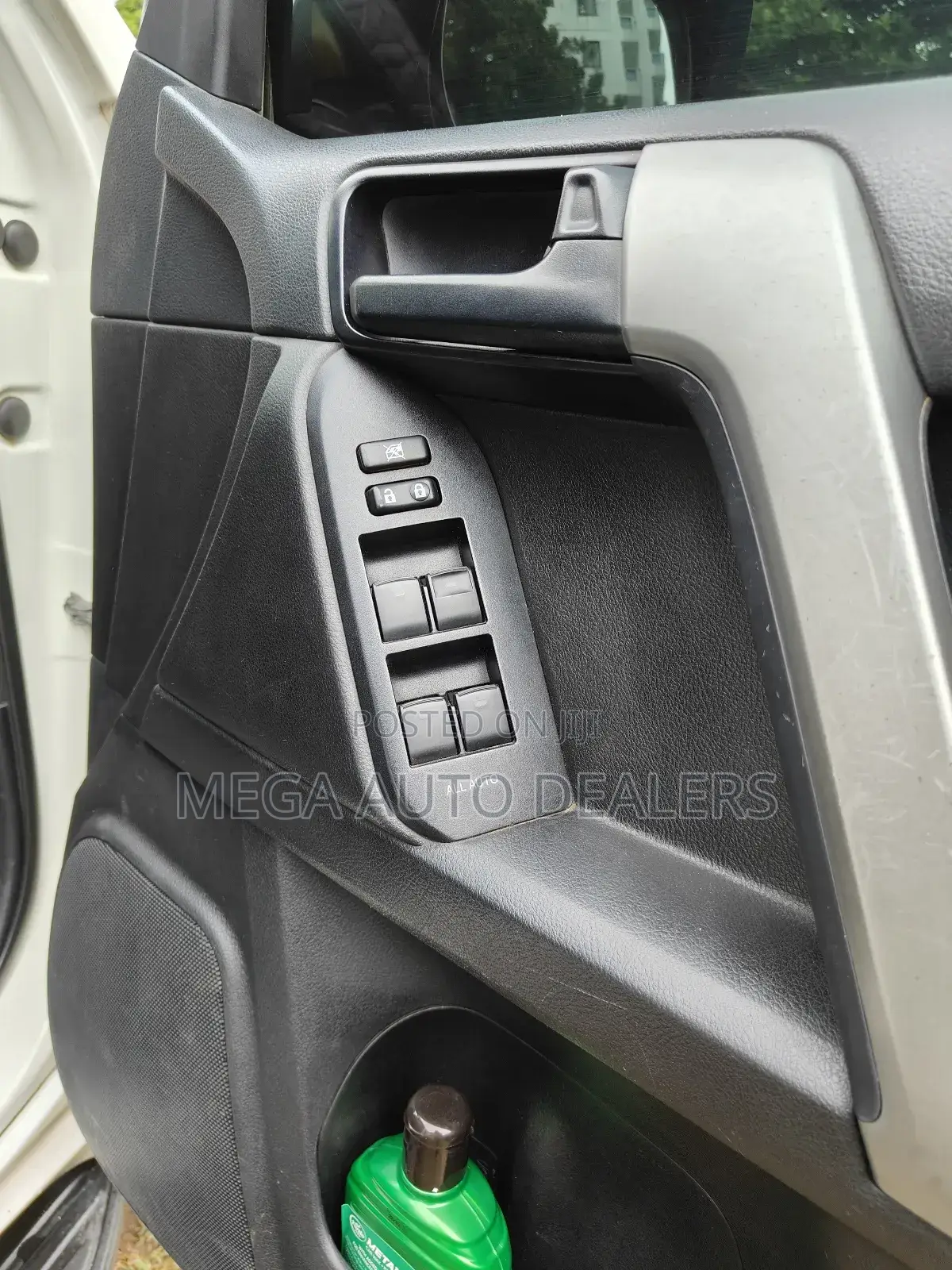 Toyota Land Cruiser Prado 2014 White