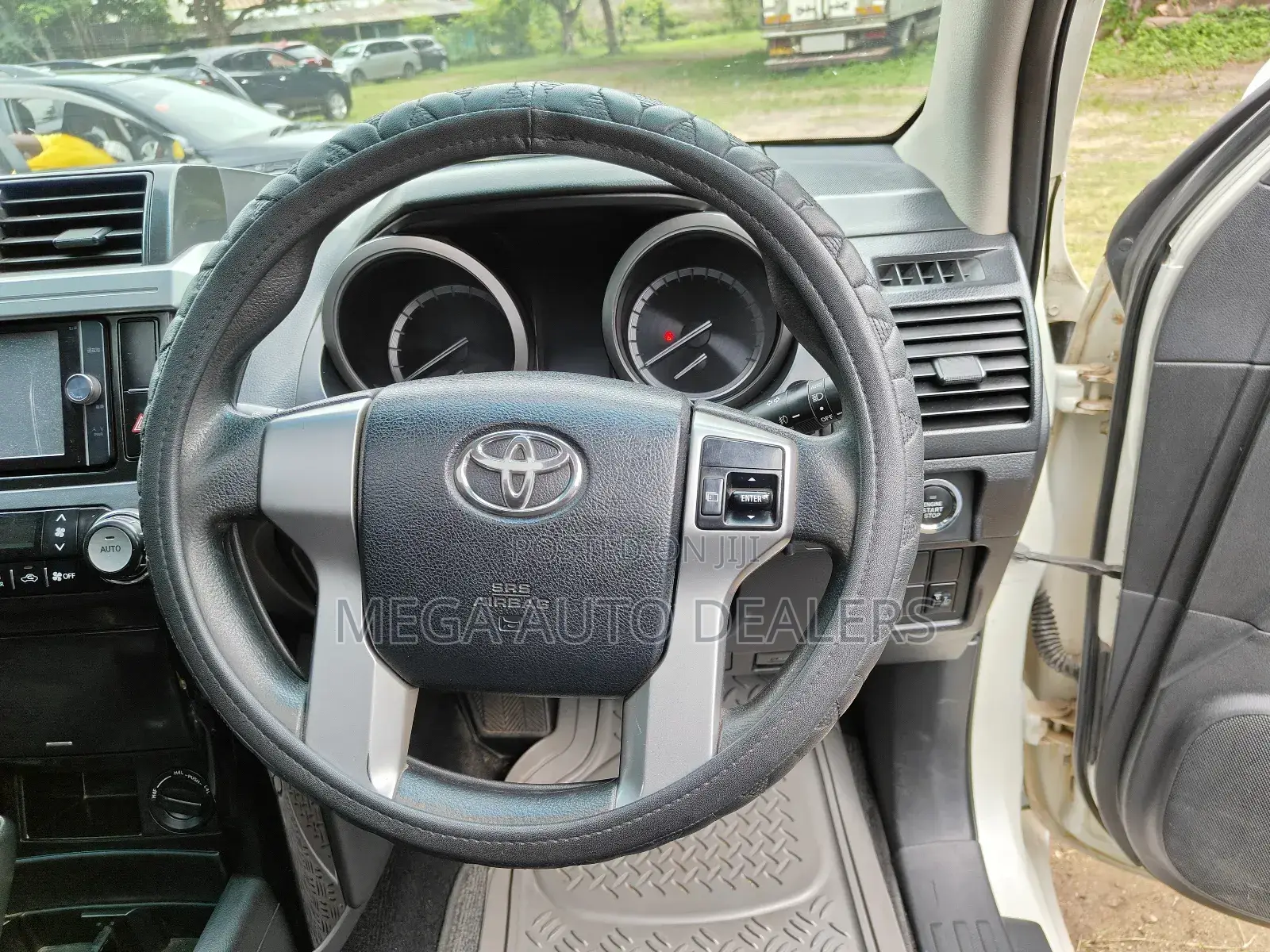 Toyota Land Cruiser Prado 2014 White