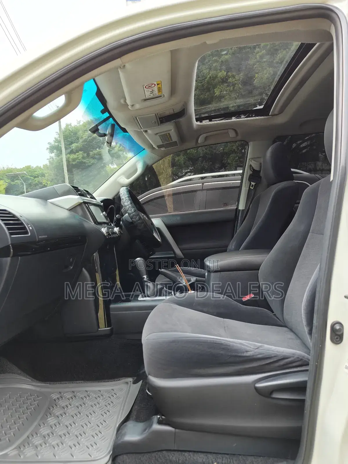 Toyota Land Cruiser Prado 2014 White