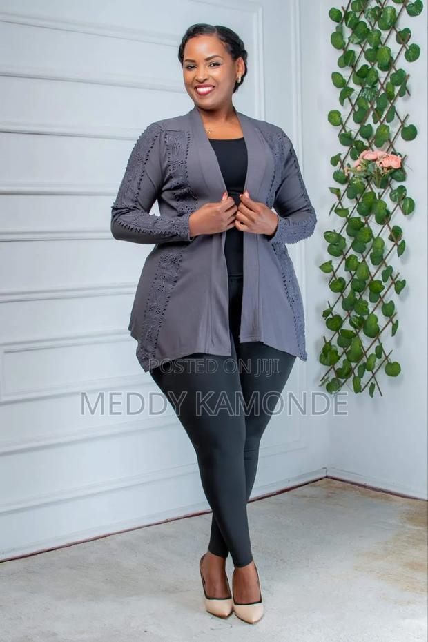 Stylish Designer Kimono - thumbnail 6