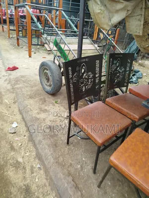 Quality Bar and Restaurant Seats