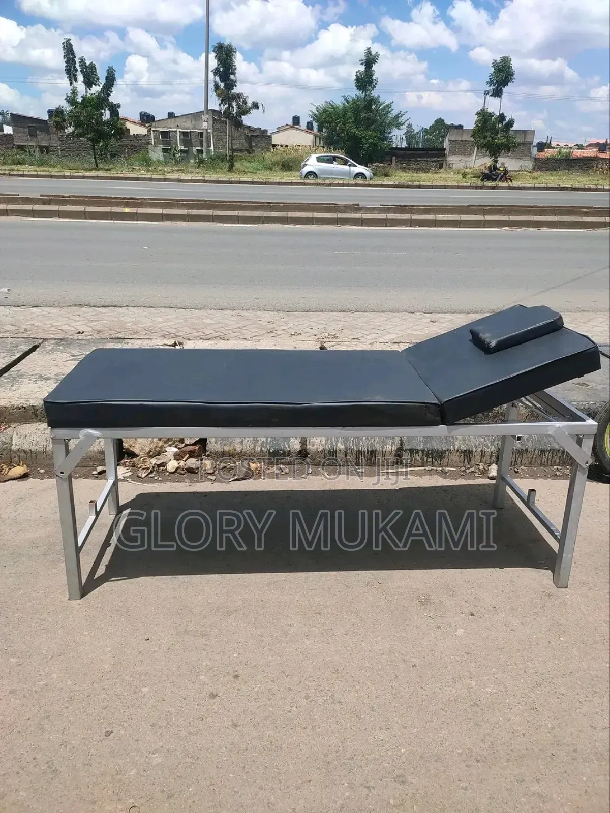 Quality Brand New Massage Bed