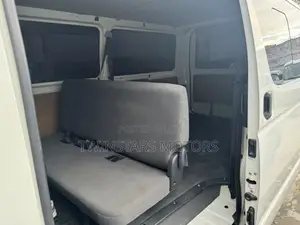 Toyota HiAce 2017 White