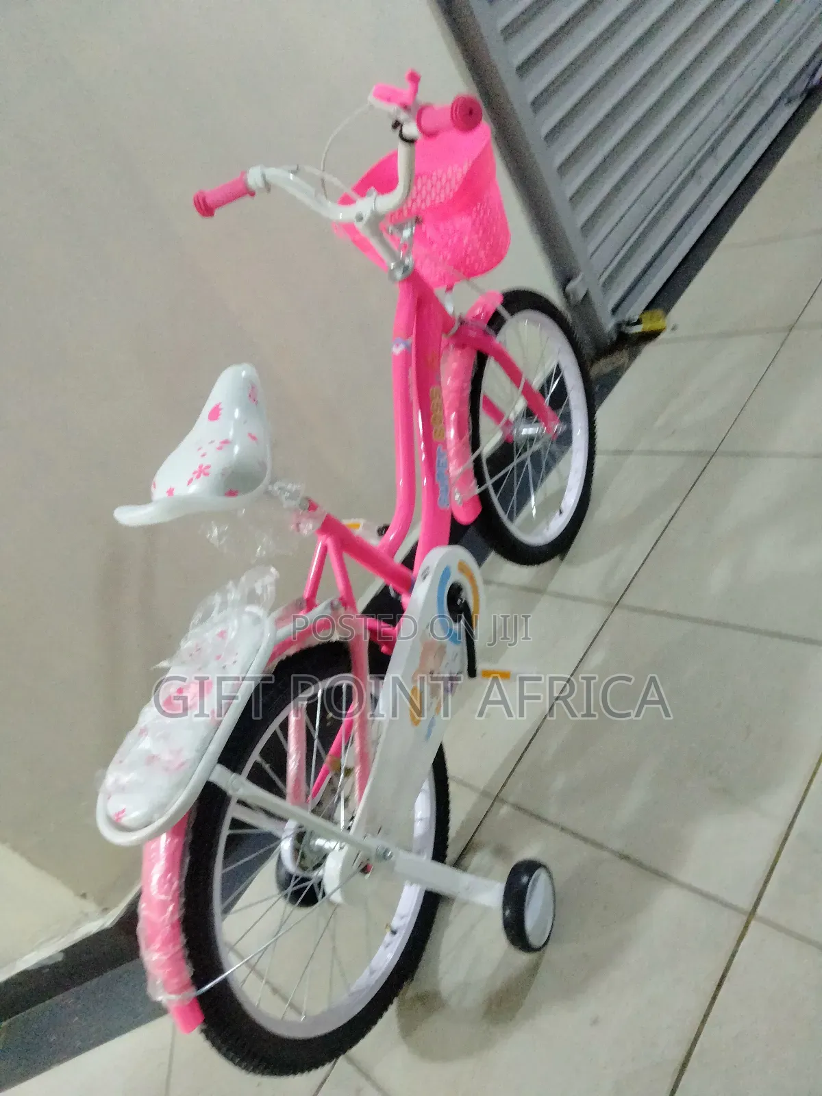 Girls Bike Size 20" With Adjustable Seat