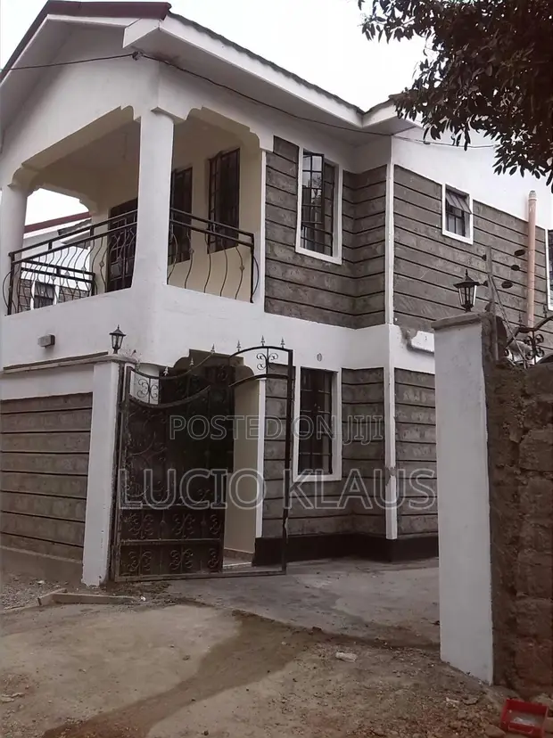 4bdrm Maisonette in Balozi Road, Kitengela for sale