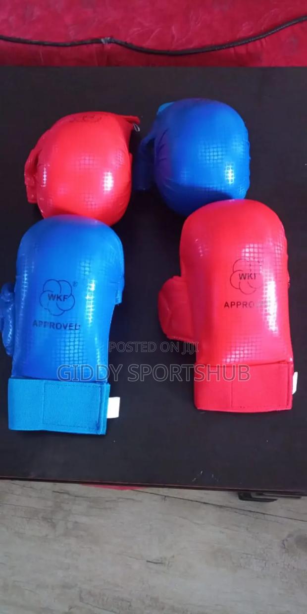 Karate Hand Mint - thumbnail 2