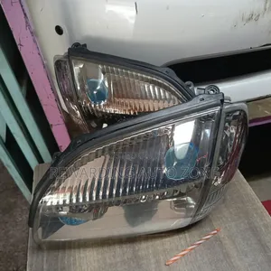 Nissan Ex Trail Nt30 Headlight Xenon 2006.