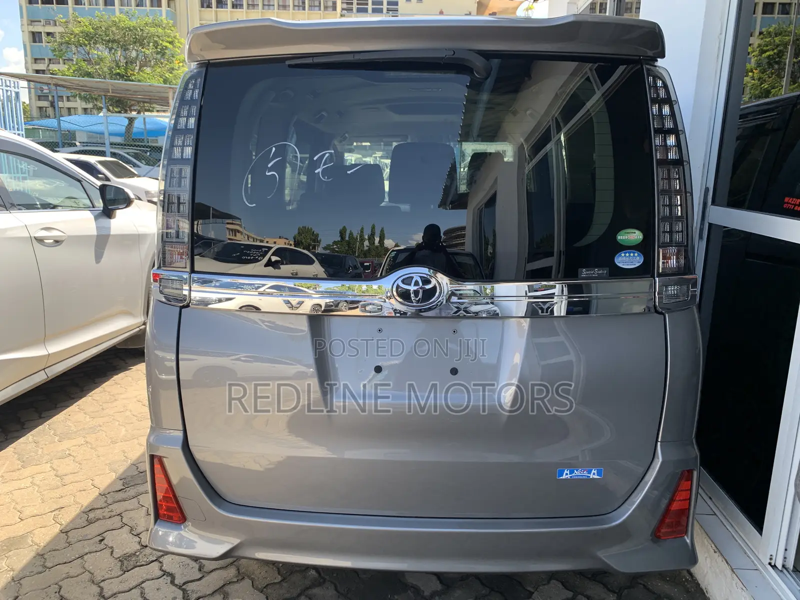 Toyota Voxy 2017 Gray