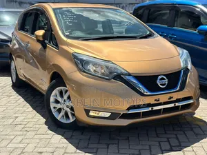 Nissan Note 2017 Gold