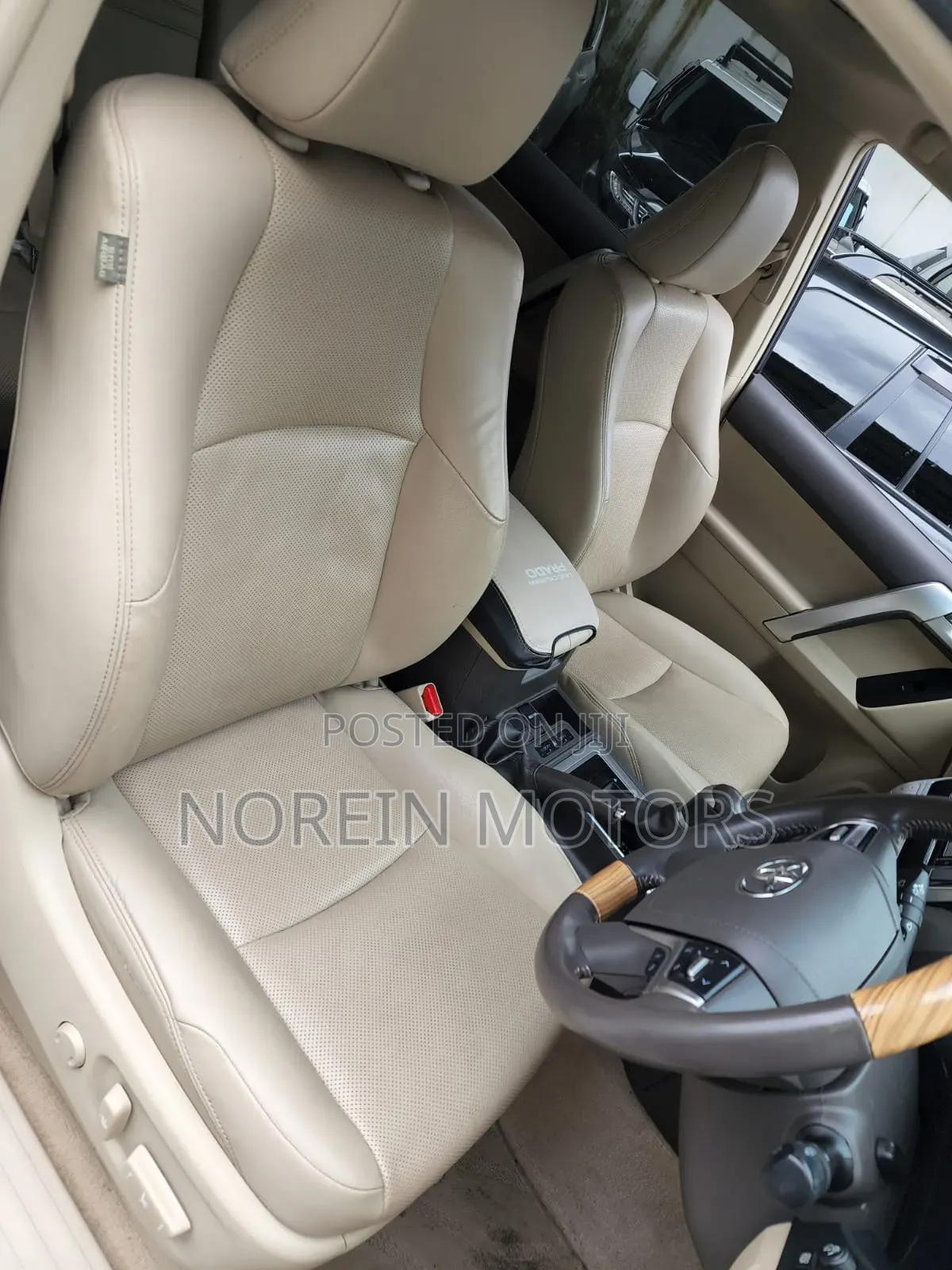 Toyota Land Cruiser Prado 2019 White