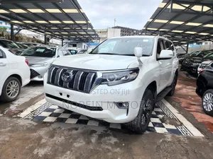 Toyota Land Cruiser Prado 2019 White