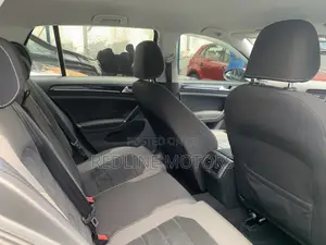 Volkswagen Golf R 4-Door 2016 Black