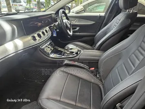 Mercedes-Benz E200 2018 Matt Black