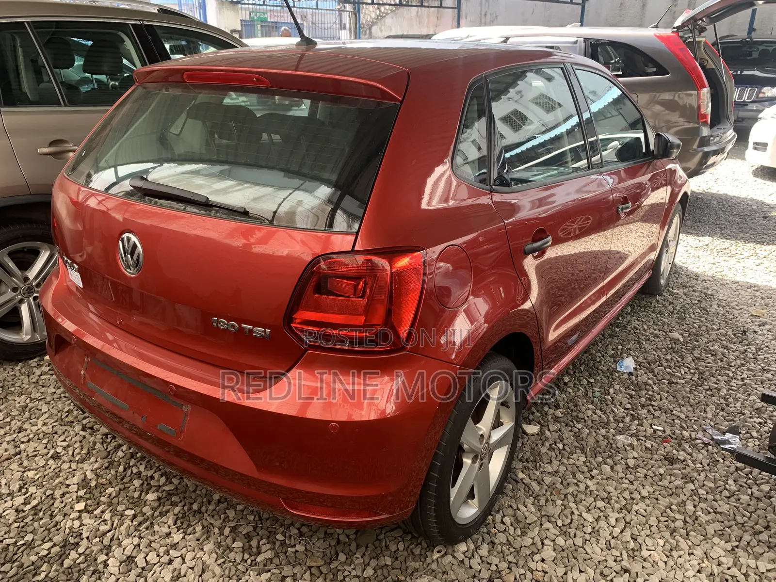 Volkswagen Polo 2016 Red