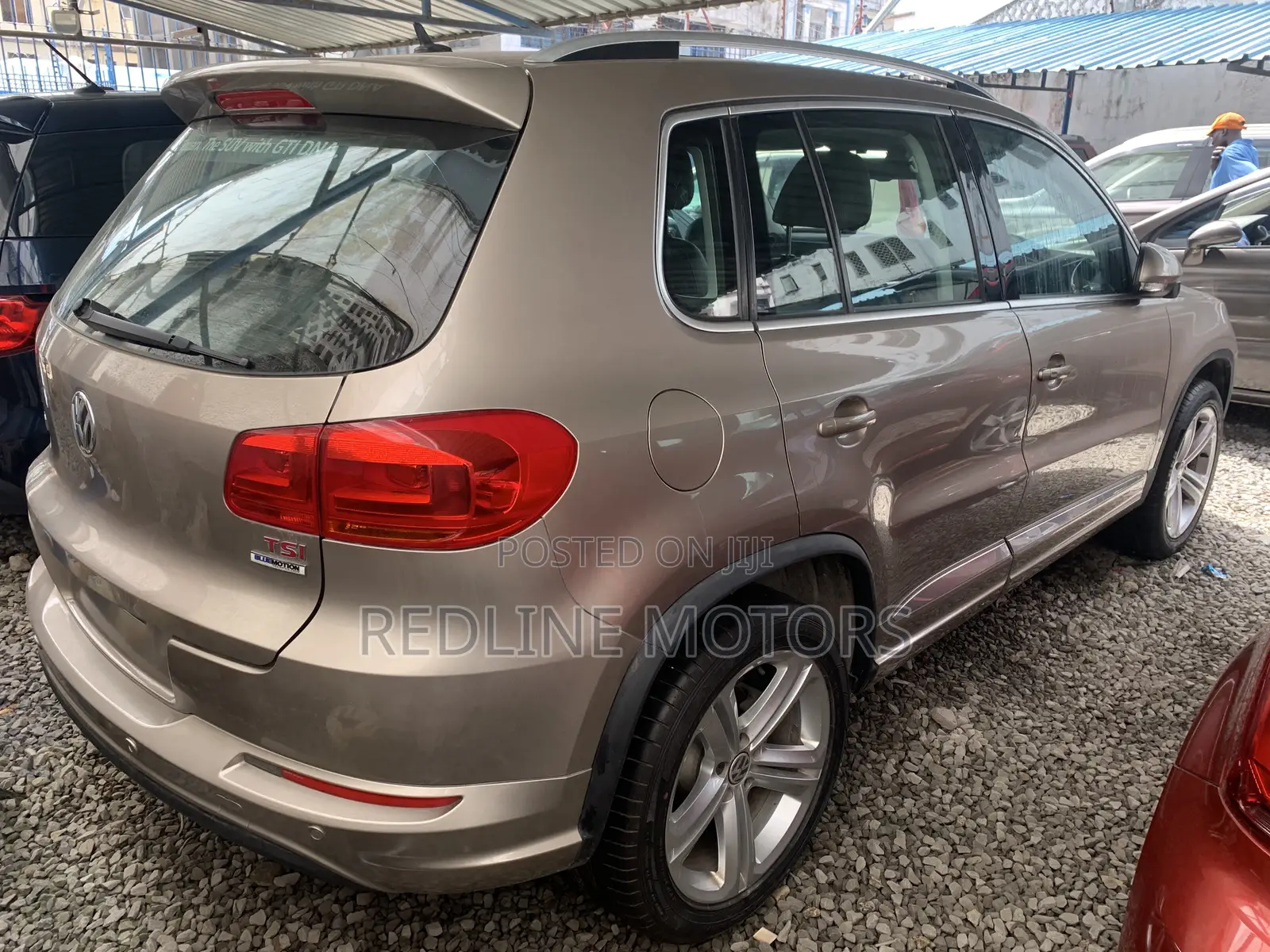 Volkswagen Tiguan R-Line AWD 4MOTION 2016 Gold
