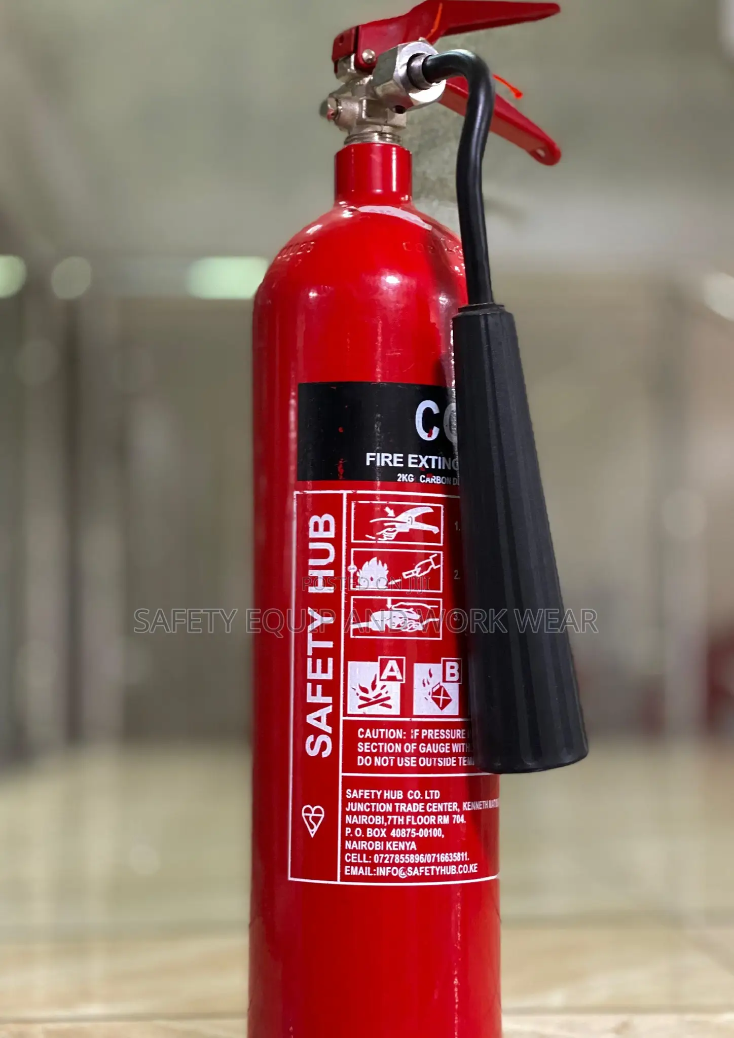 Carbon Dioxide Fire Extinguisher (2kg)