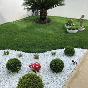 White Pebble Stones for Outdoor Decor - thumbnail 2
