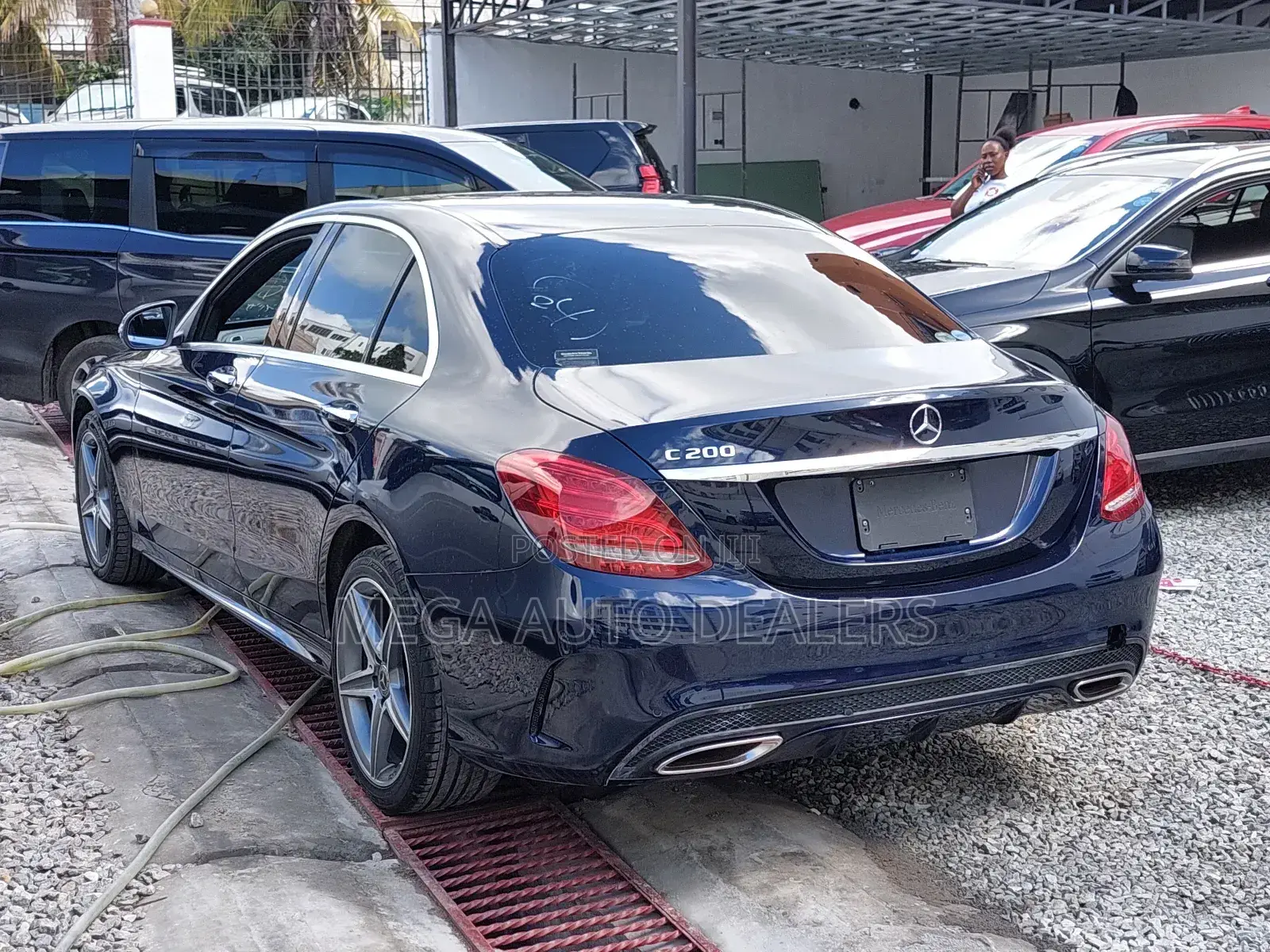 Mercedes-Benz C200 2018 Blue