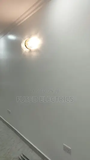 Chandelier and Light Fixtures Installation