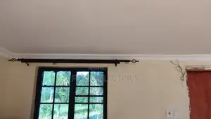 Curtain Rods Installation