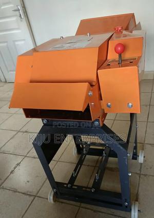 Chuff Cutter With Petrol Powered - thumbnail 2