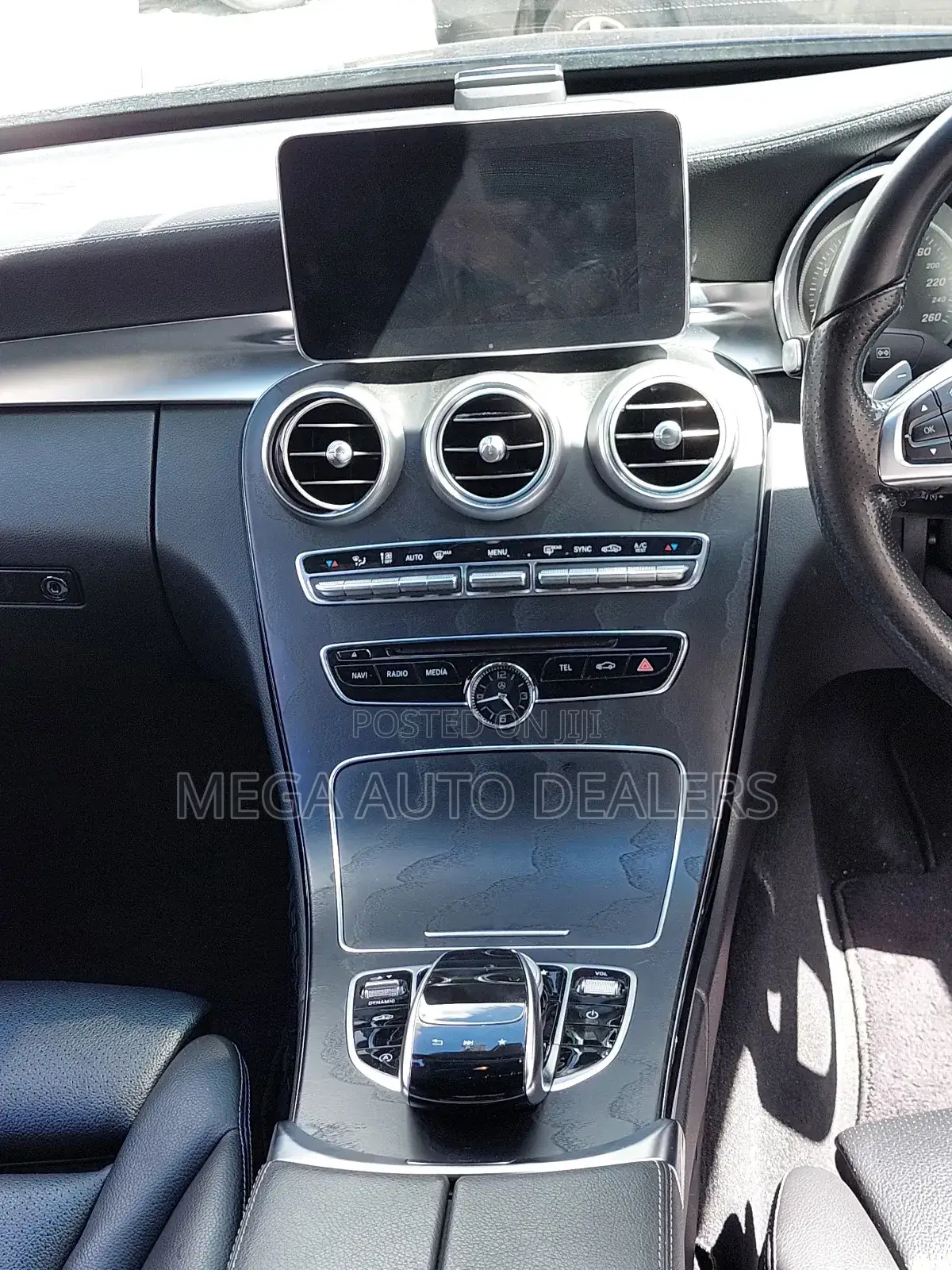Mercedes-Benz C200 2018 Blue