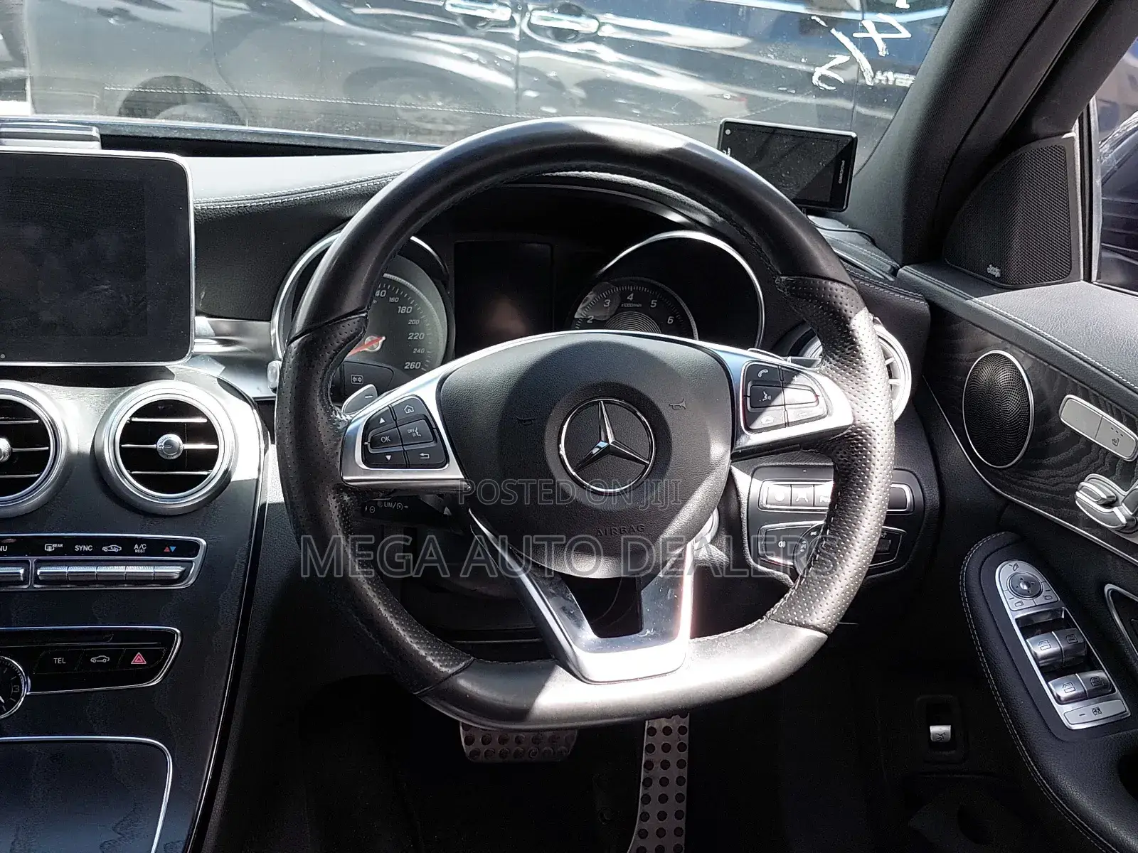 Mercedes-Benz C200 2018 Blue