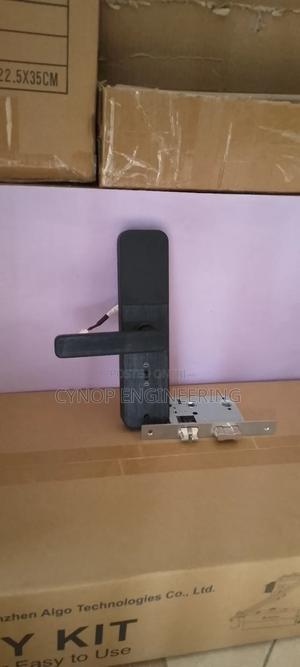 Airbnb Fingerprint Door Access - thumbnail 2