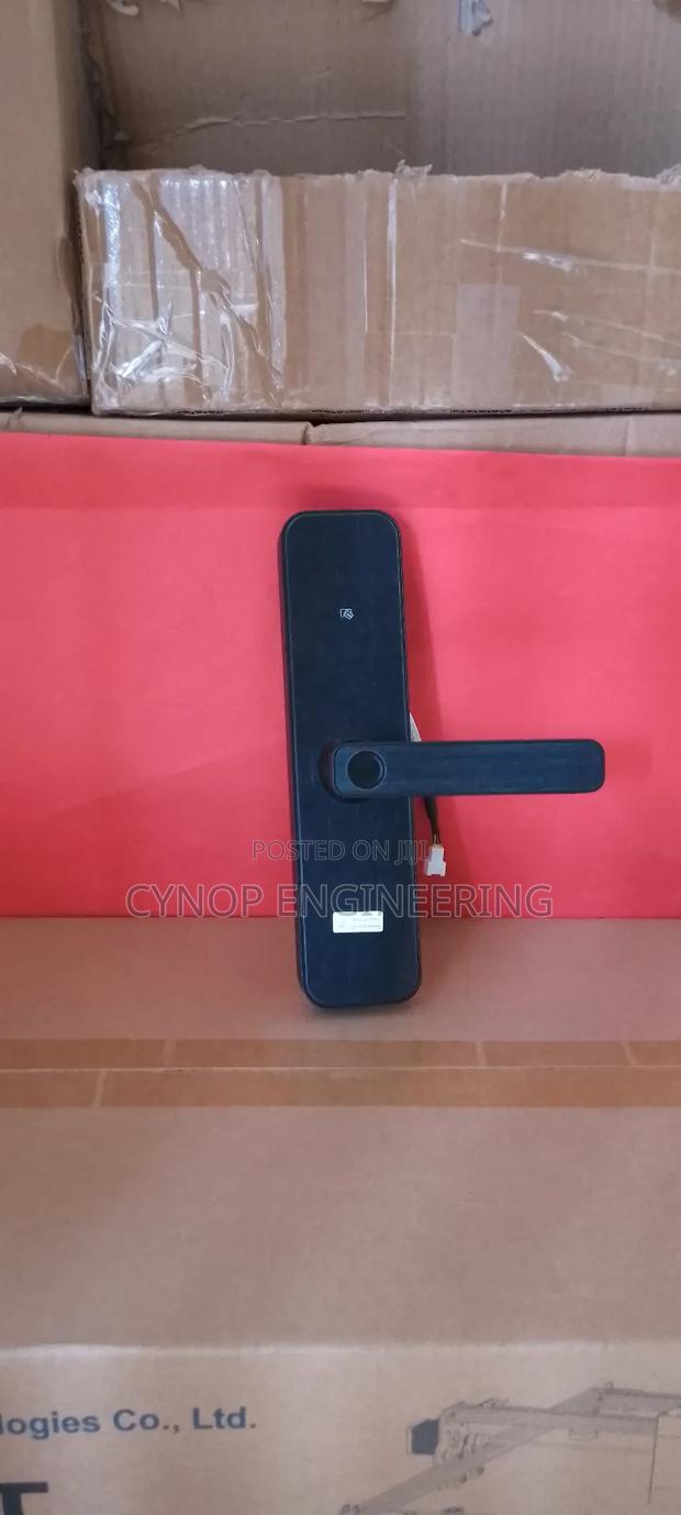 Home Mobile App Door Lock