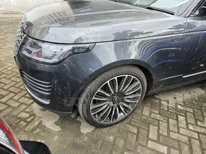 Land Rover Range Rover Vogue 2019 Gray