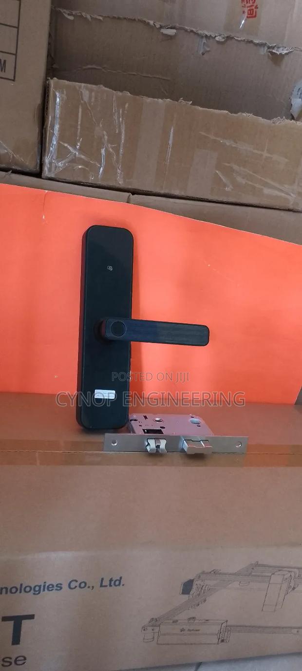 Bank RFID Card Door Security - main view