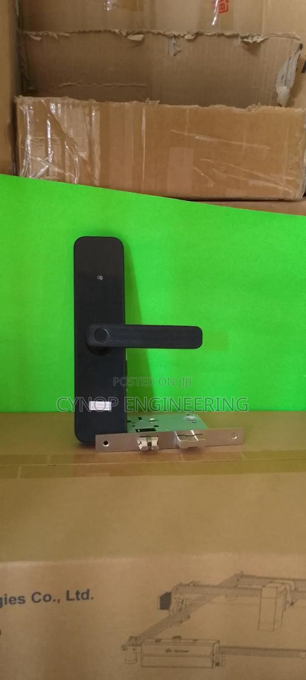 Hotel Keyless Entry With Fingerprint - main view