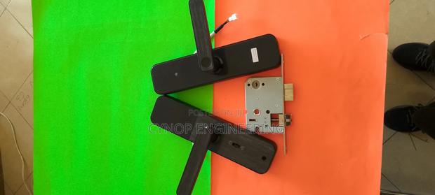 Hotel Fingerprint Door Access - main view