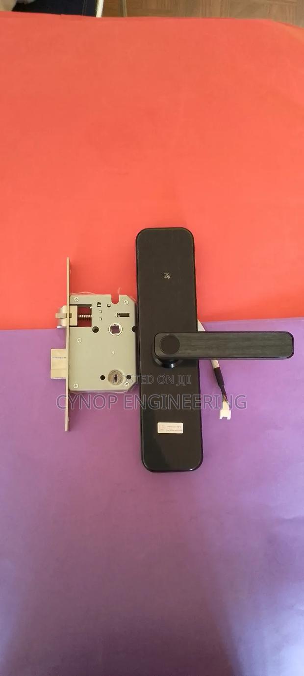 Bank Mobile App Door Security