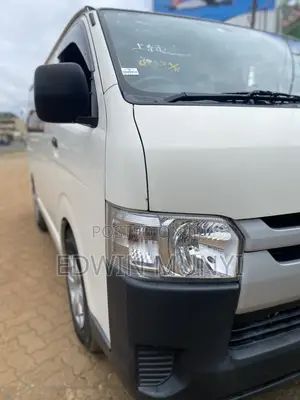 Toyota HiAce 2017 Grey