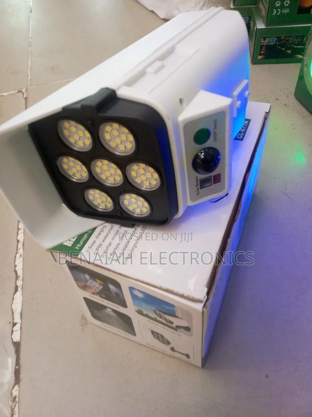 Solar Monitoring Lamp.Super Brightness, Solar Charging Lamp