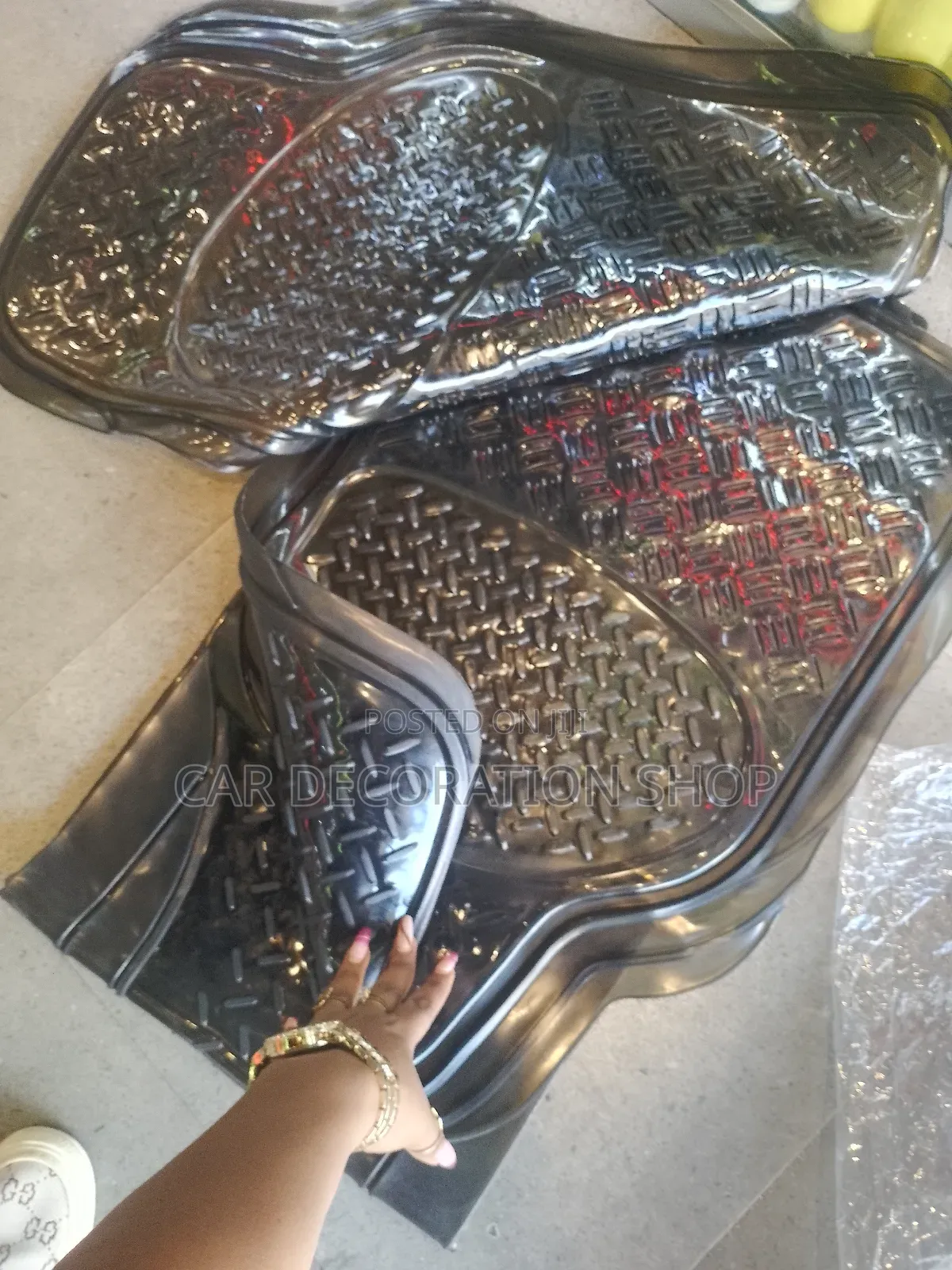 Continuous Rear Plastic 3pc Mats