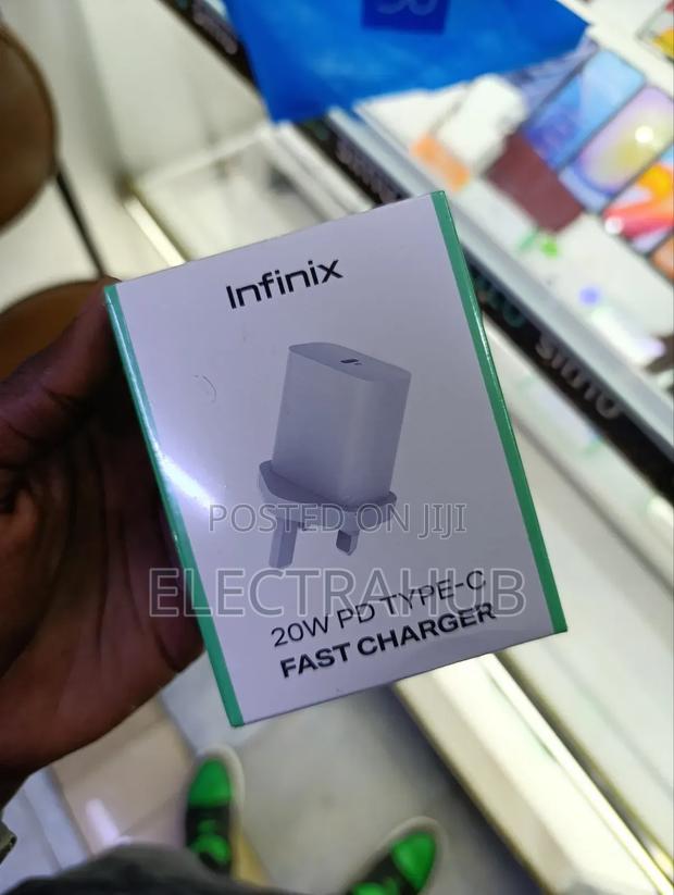Infinix XC05 20W PD Type C Kit Fast Charger New and Sealed.