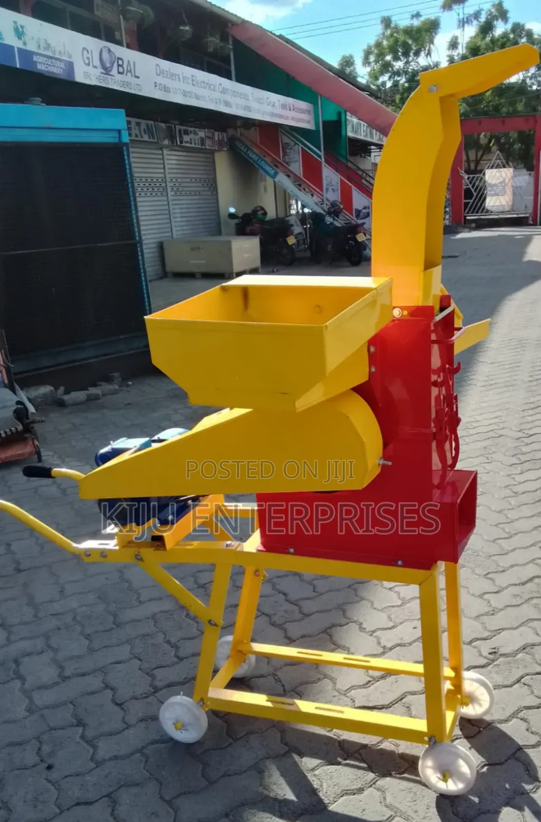 Red Yellow Colour Feed Chopper